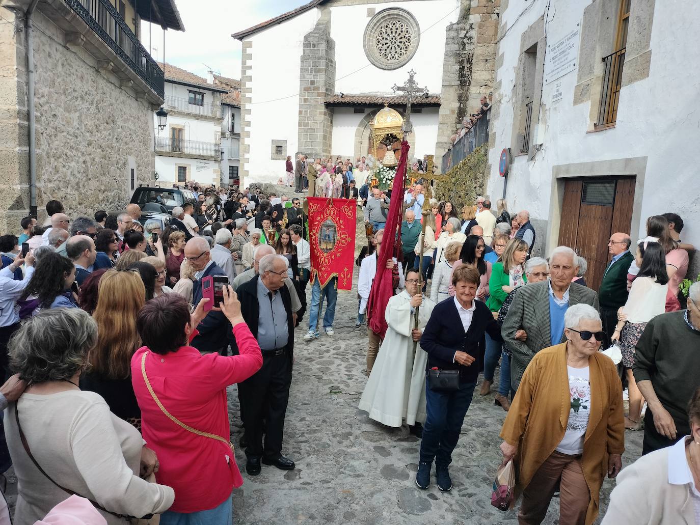 Solemne regreso a casa del Bendito Cristo del Refugio