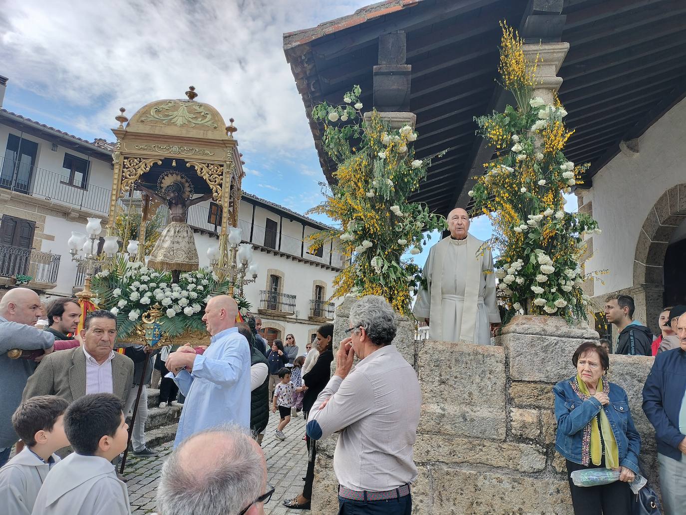 Solemne regreso a casa del Bendito Cristo del Refugio