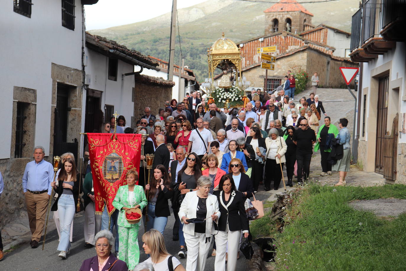 Solemne regreso a casa del Bendito Cristo del Refugio