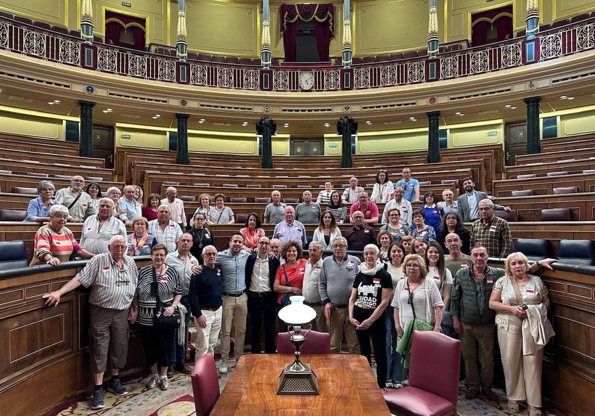 Los socialistas de Ciudad Rodrigo visitan el Congreso y el Senado