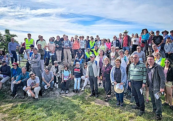 Algunos de los participantes en la iniciativa Geolodia 2024 en la visita a Juzbado.