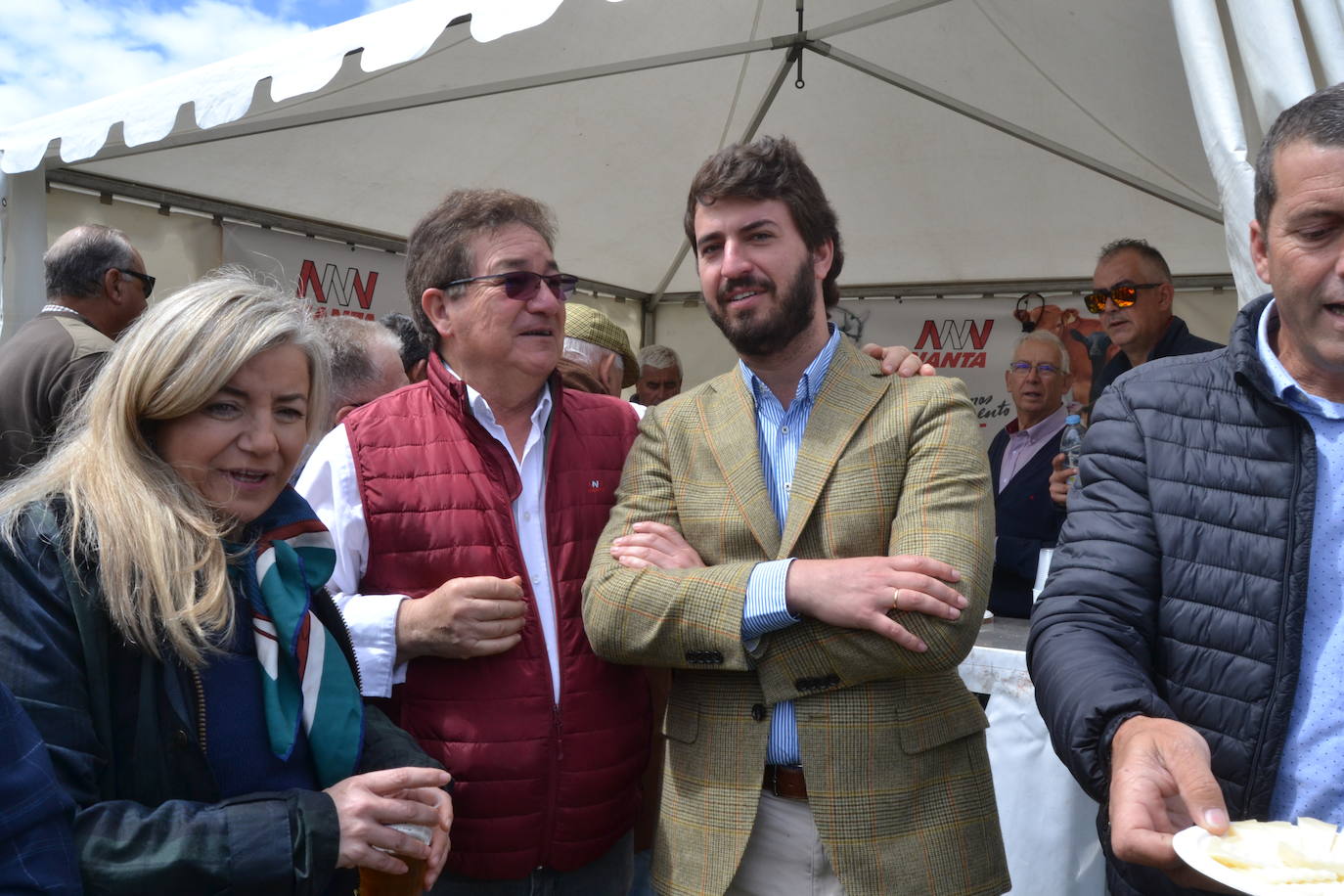 Ambiente de feria en Lumbrales con motivo de San Isidro