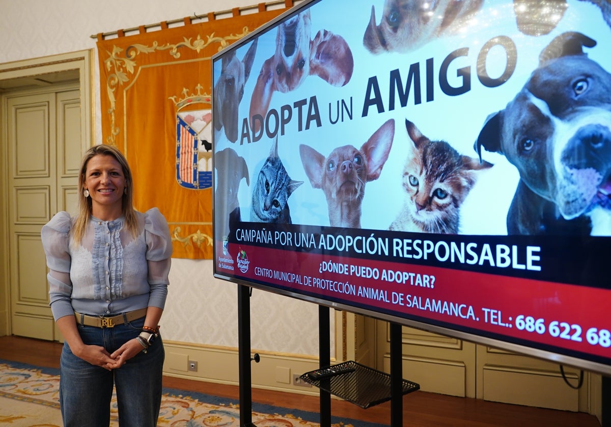 La concejala de Medio Ambiente y Bienestar Animal, María José Coca, en la presentación de la campaña.