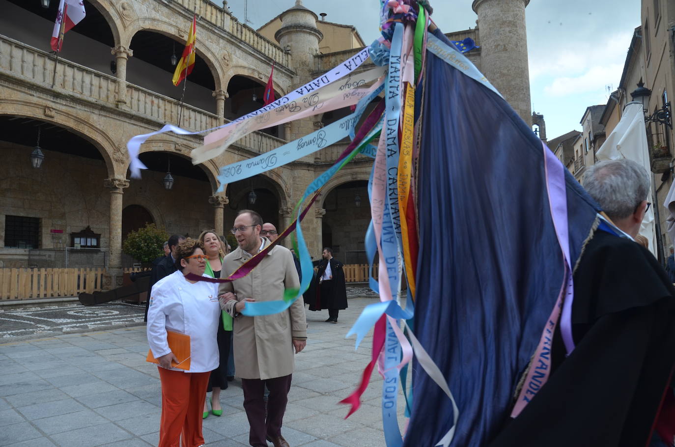 Pregón pasado por agua en el inicio de la III Feria del Farinato de Ciudad Rodrigo