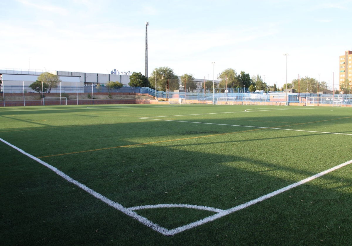 Campo Municipal Andrés Torrejón en Móstoles.