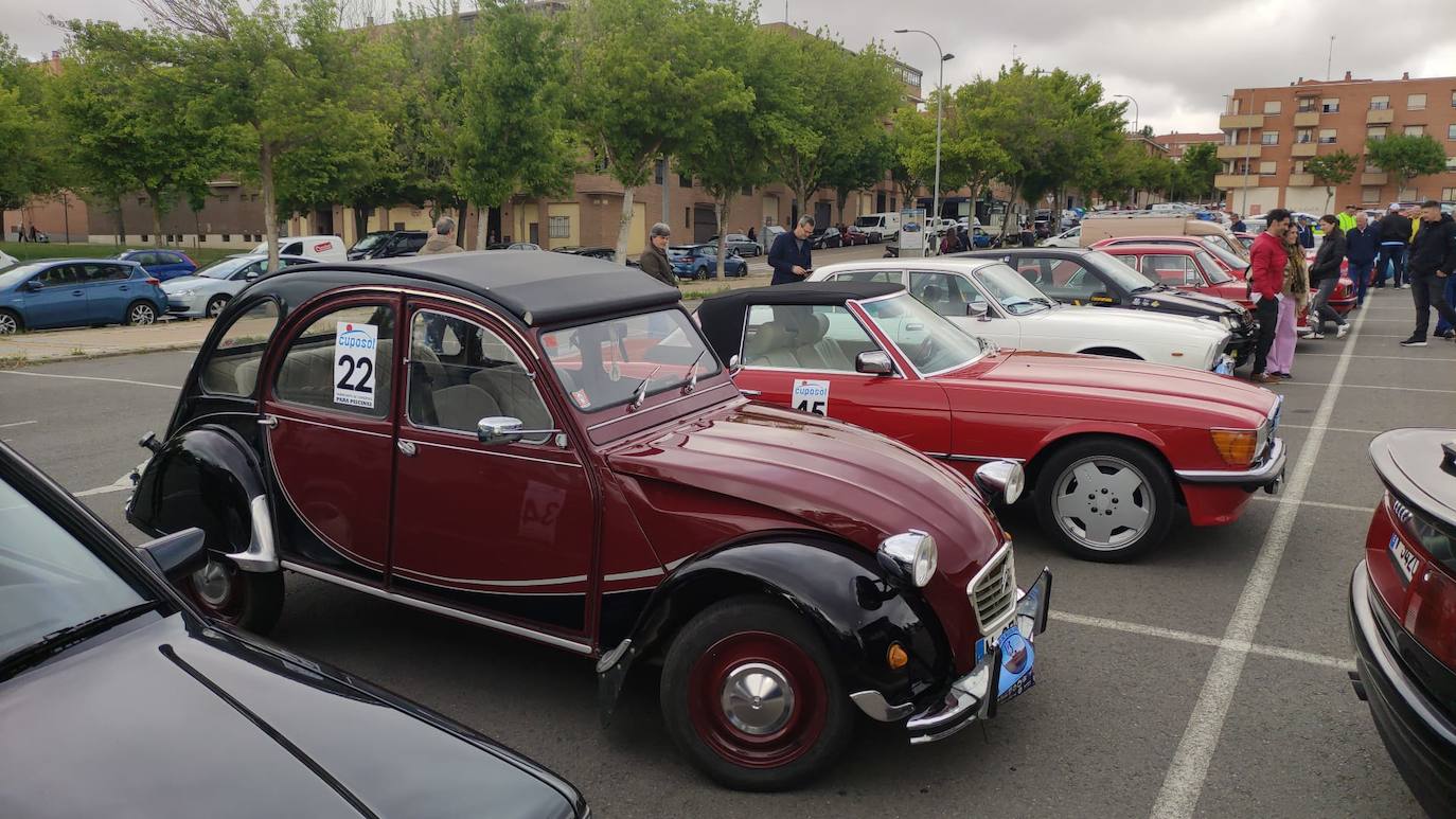 Así ha sido el espectacular rally que ha recorrido Salamanca para homenajear a la Policía Local