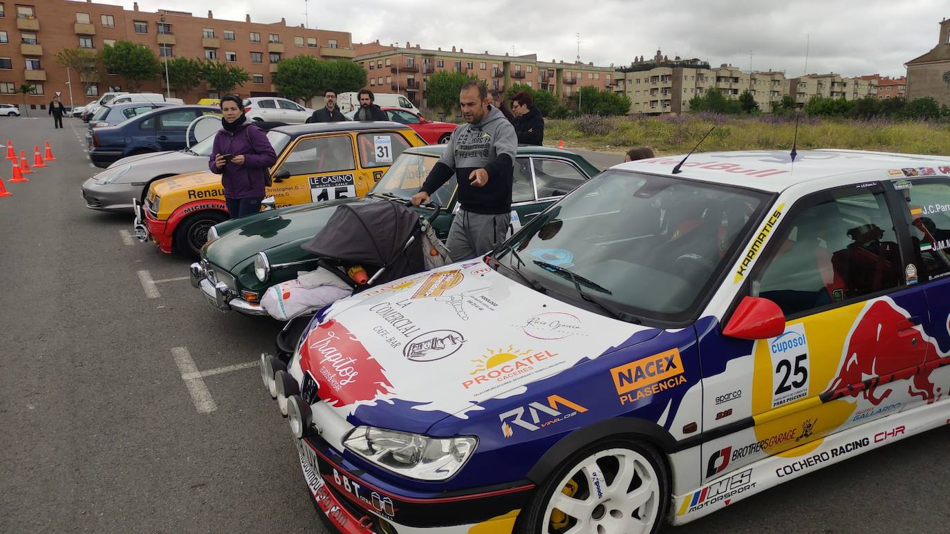 Así ha sido el espectacular rally que ha recorrido Salamanca para homenajear a la Policía Local