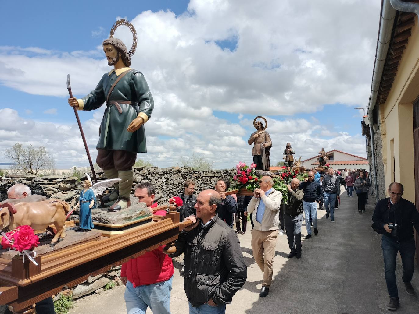 Cinco pueblos unidos por las bendiciones de San Isidro