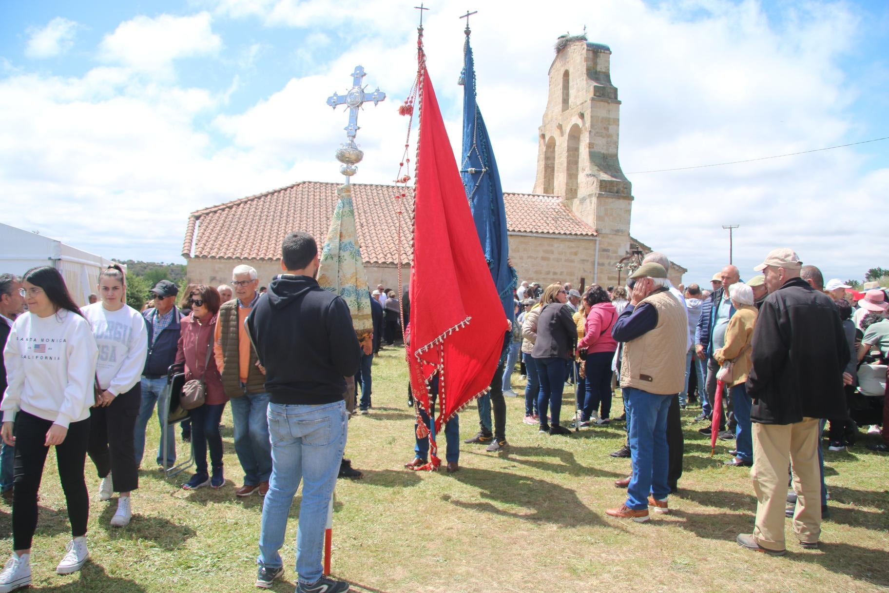 Mil vítores a la Virgen de los Remedios en El Cañedo