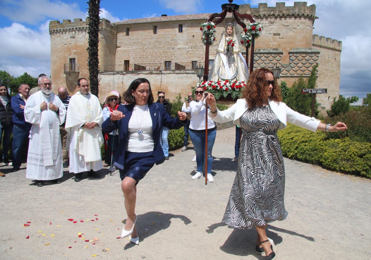 Mil vítores a la Virgen de los Remedios en El Cañedo