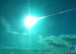 Imagen del meteorito que ha cruzado de Portugal a España en la madrugada de este domingo