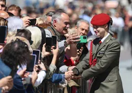 La Princesa Leonor se da un baño de masas en Zaragoza