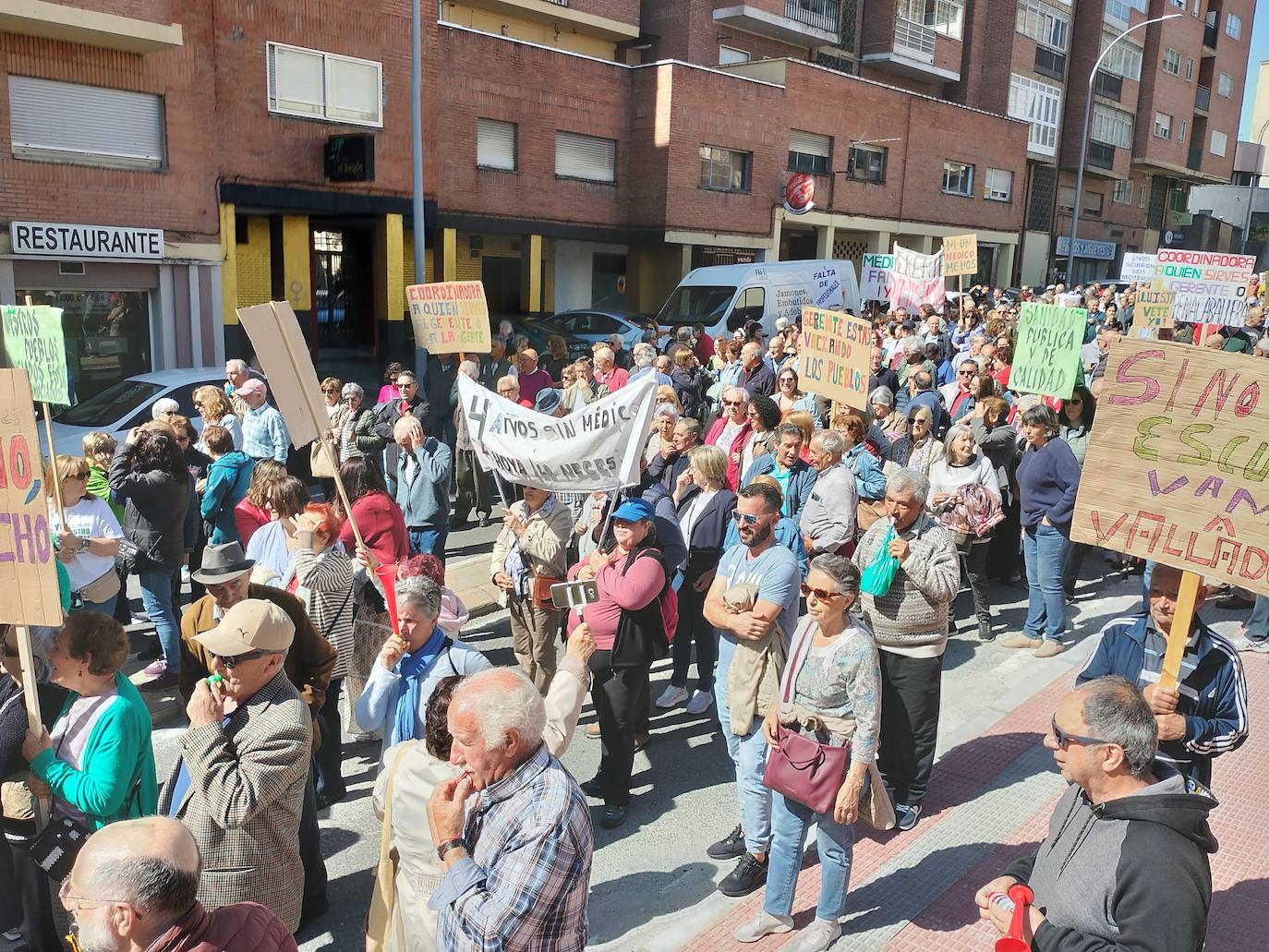 Centenares de personas demandan en Béjar una sanidad rural de calidad