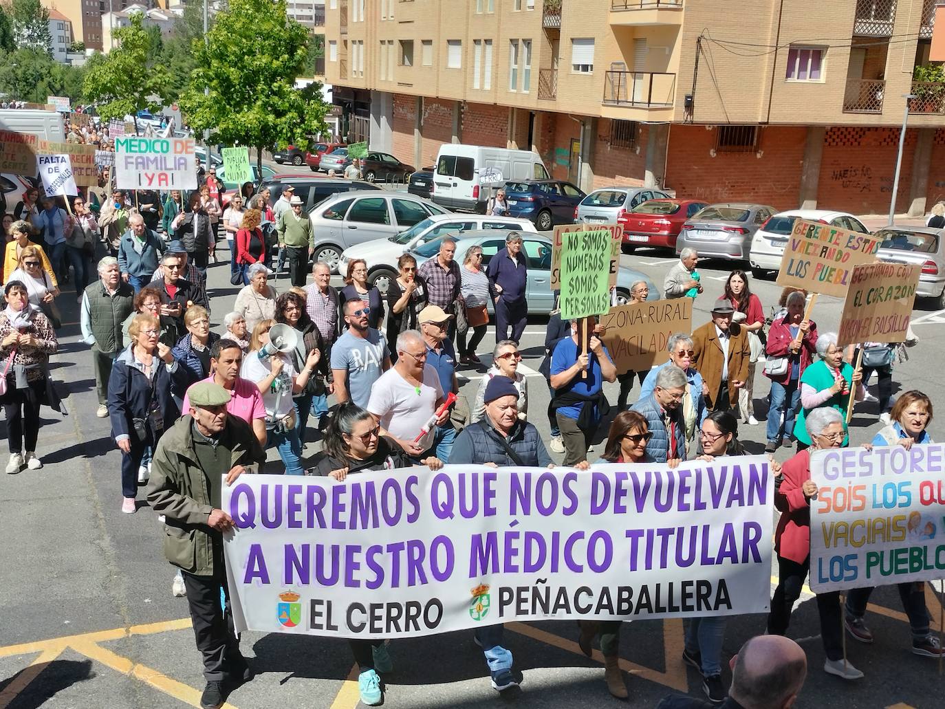 Centenares de personas demandan en Béjar una sanidad rural de calidad