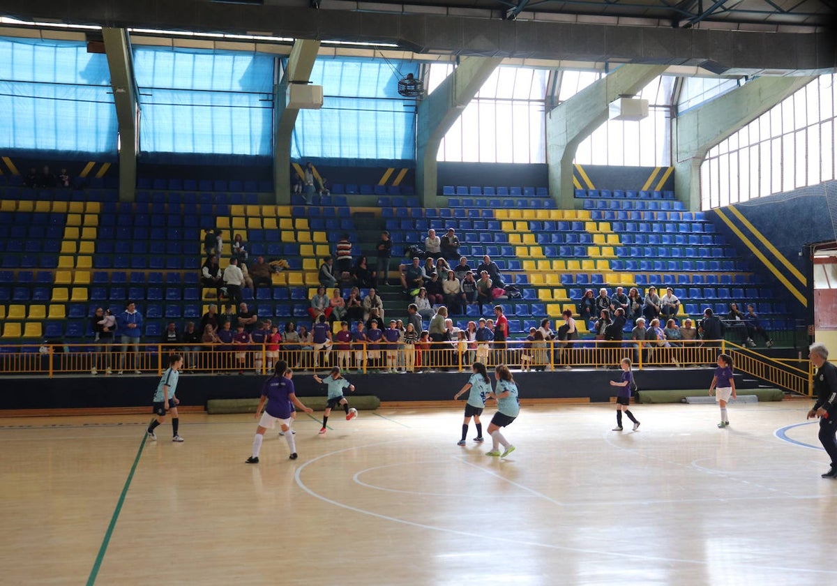 Imagen de una actividad deportiva desarrollada este mes de mayo en el pabellón municipal de deportes Antonio Sánchez de la Calle.