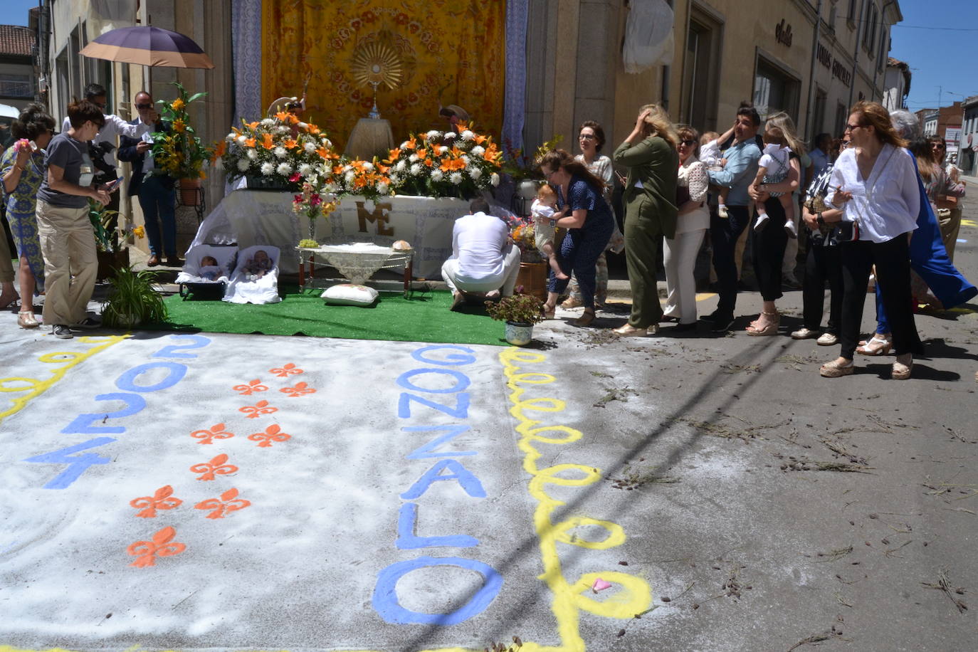 Vitigudino y el fervor del Corpus desfilan por las calles