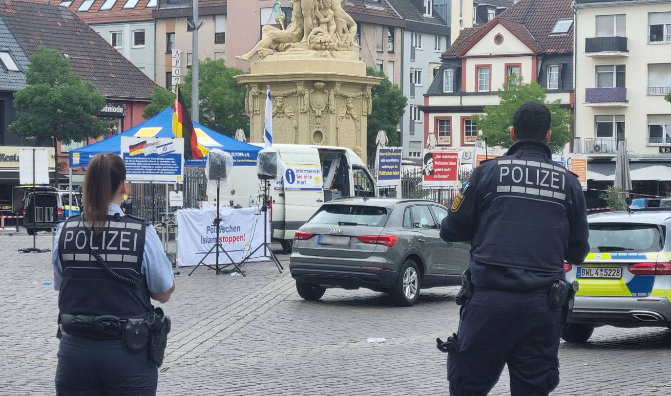 La Policía germana, en el incidente de Mannheim.