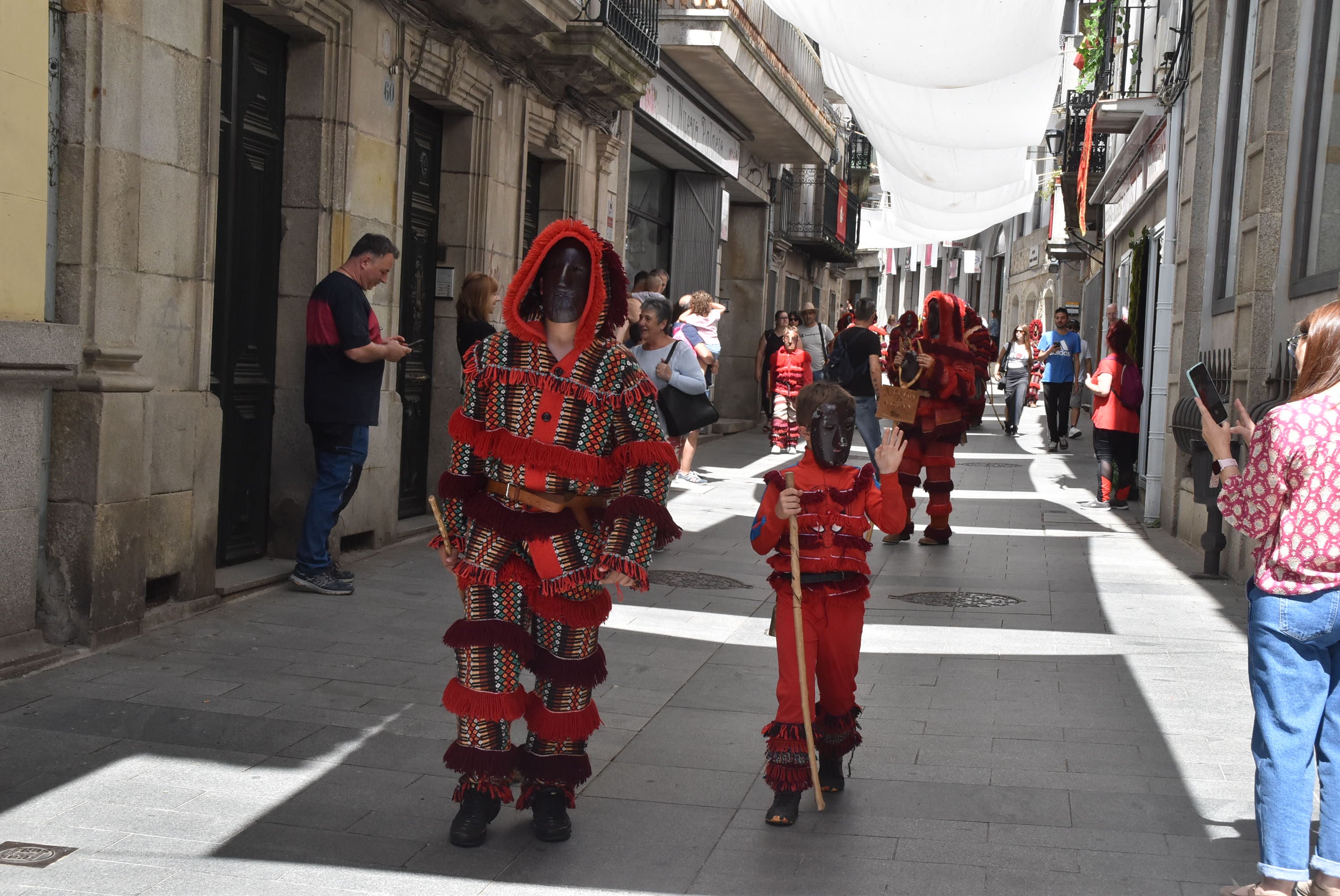 Intensa jornada en Béjar en las vísperas de su Corpus más internacional