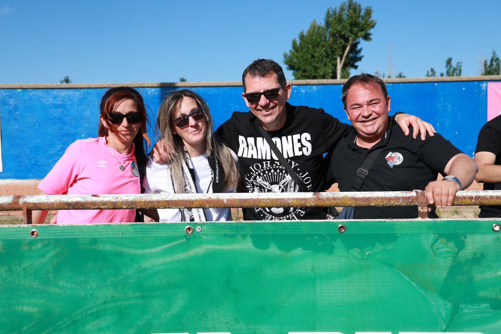 Búscate en la grada de Las Salinas en el partido del Salamanca UDS contra el Atlético Tordesillas