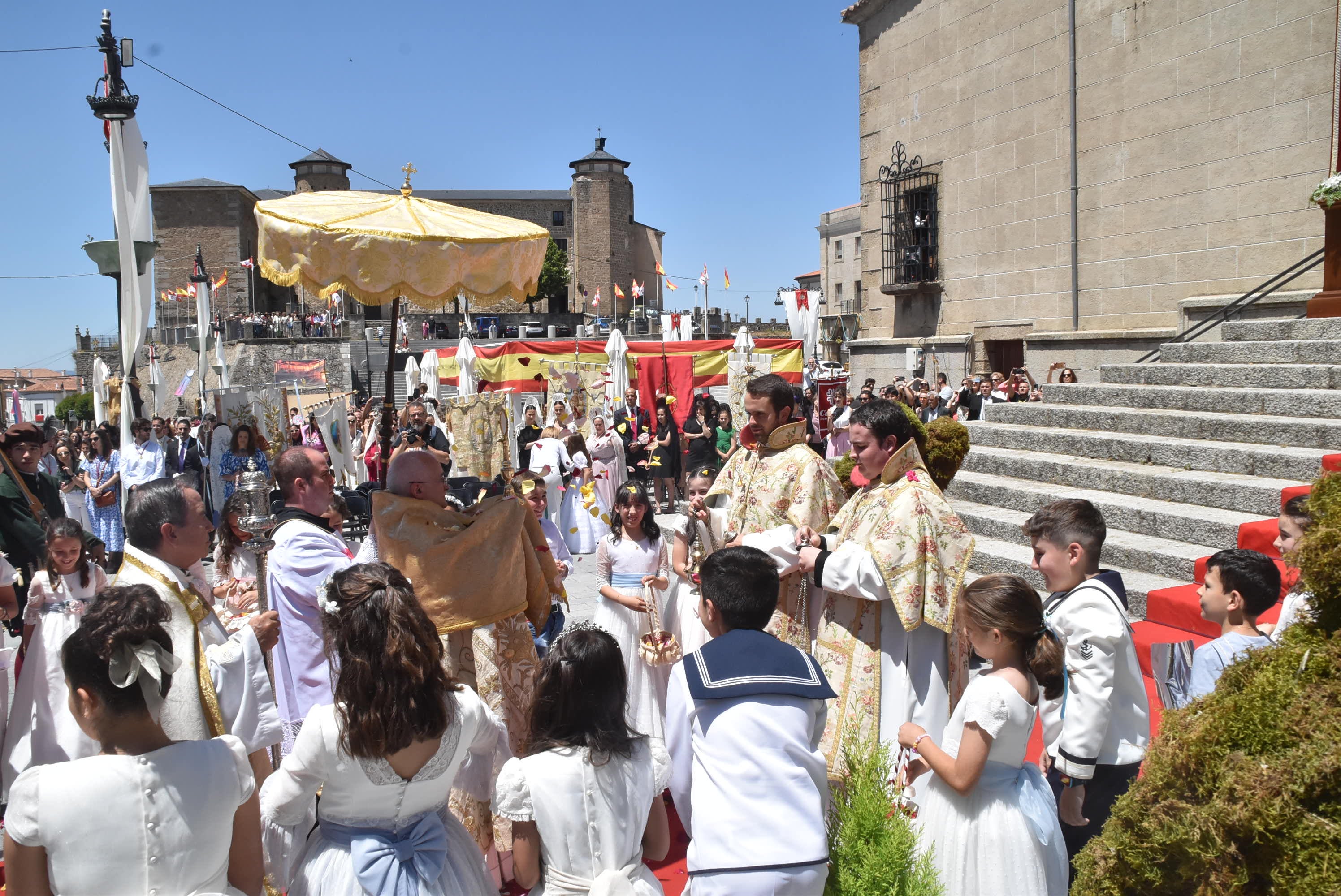 Béjar brilla en el quinto aniversario de su Corpus más internacional