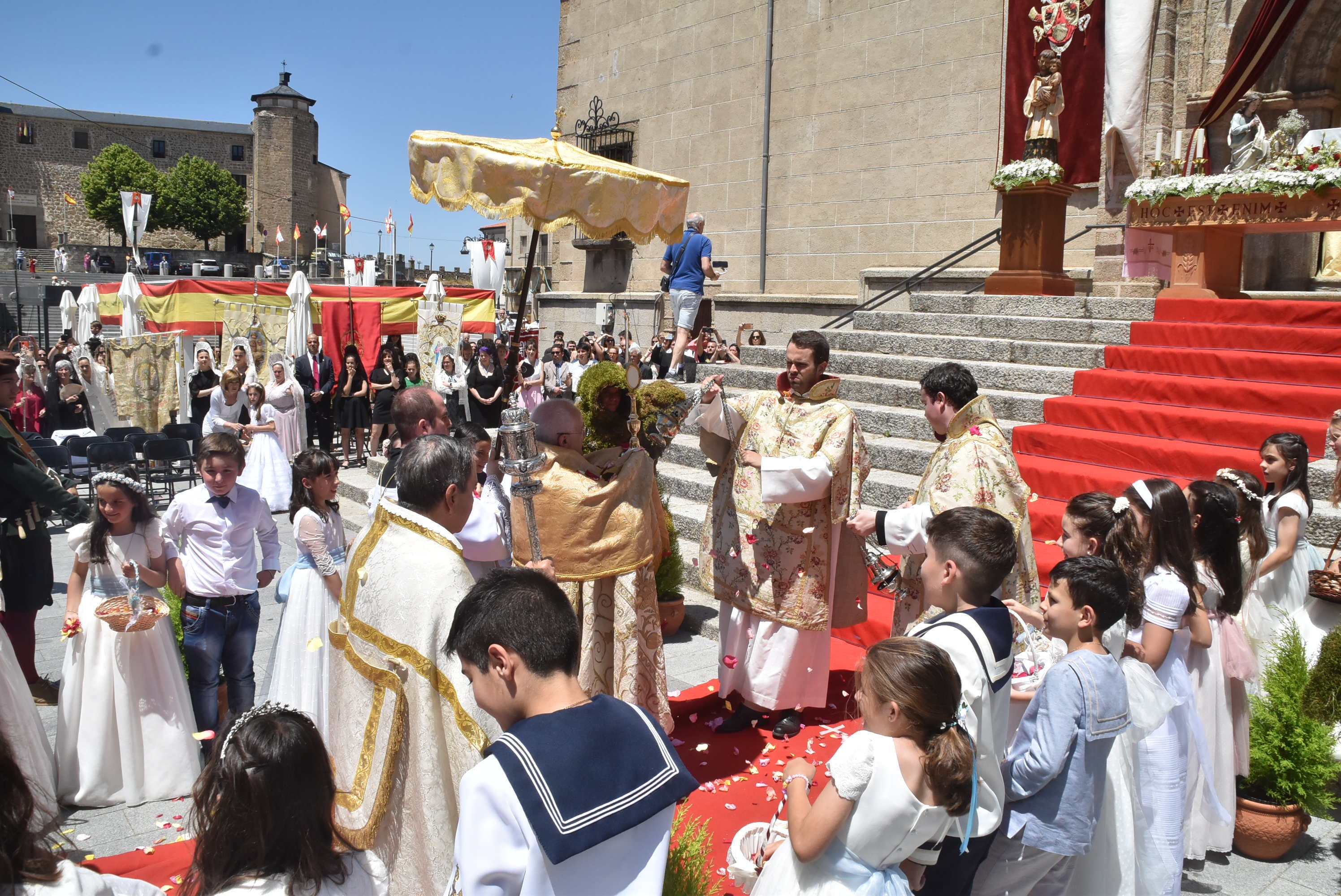 Béjar brilla en el quinto aniversario de su Corpus más internacional