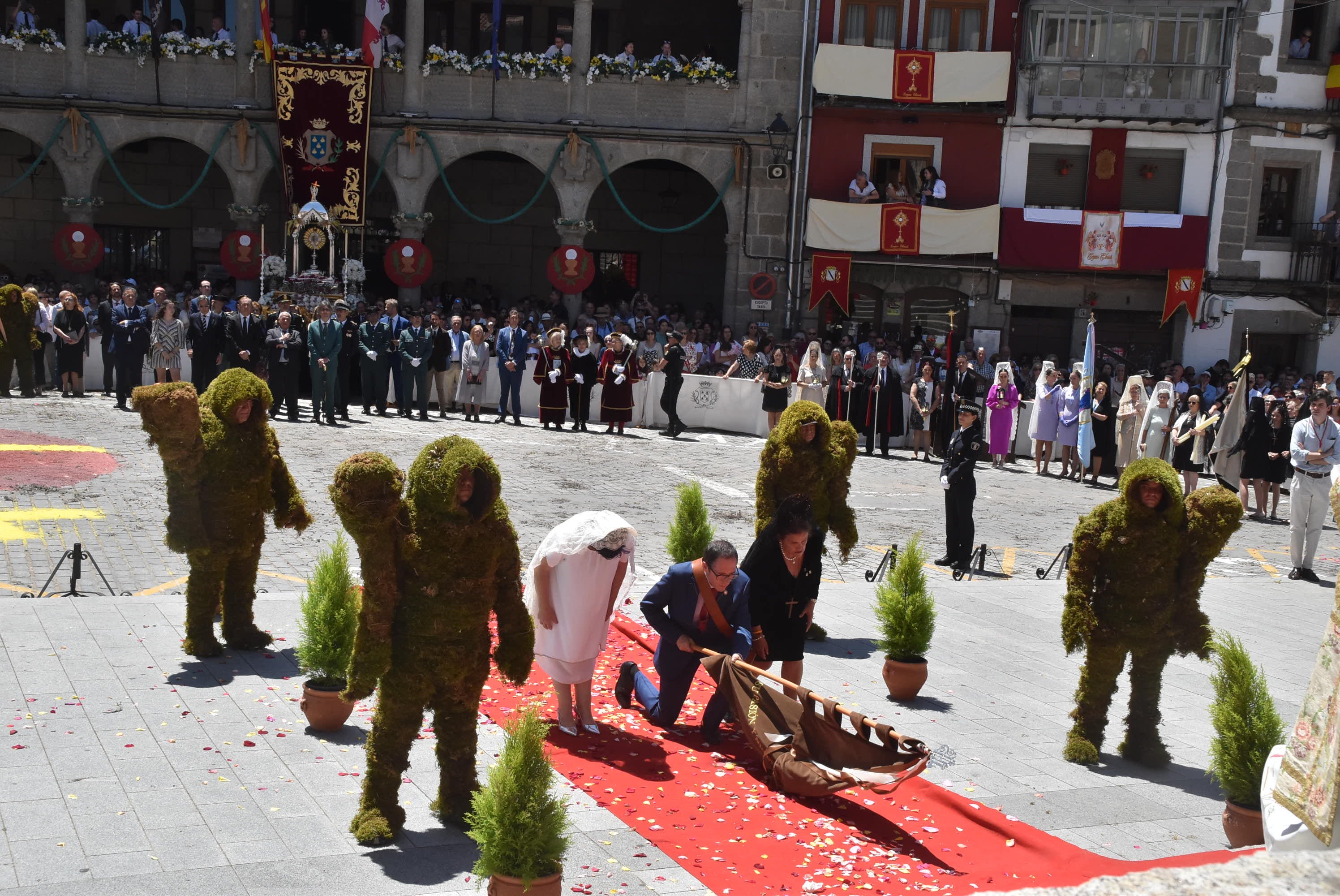 Béjar brilla en el quinto aniversario de su Corpus más internacional