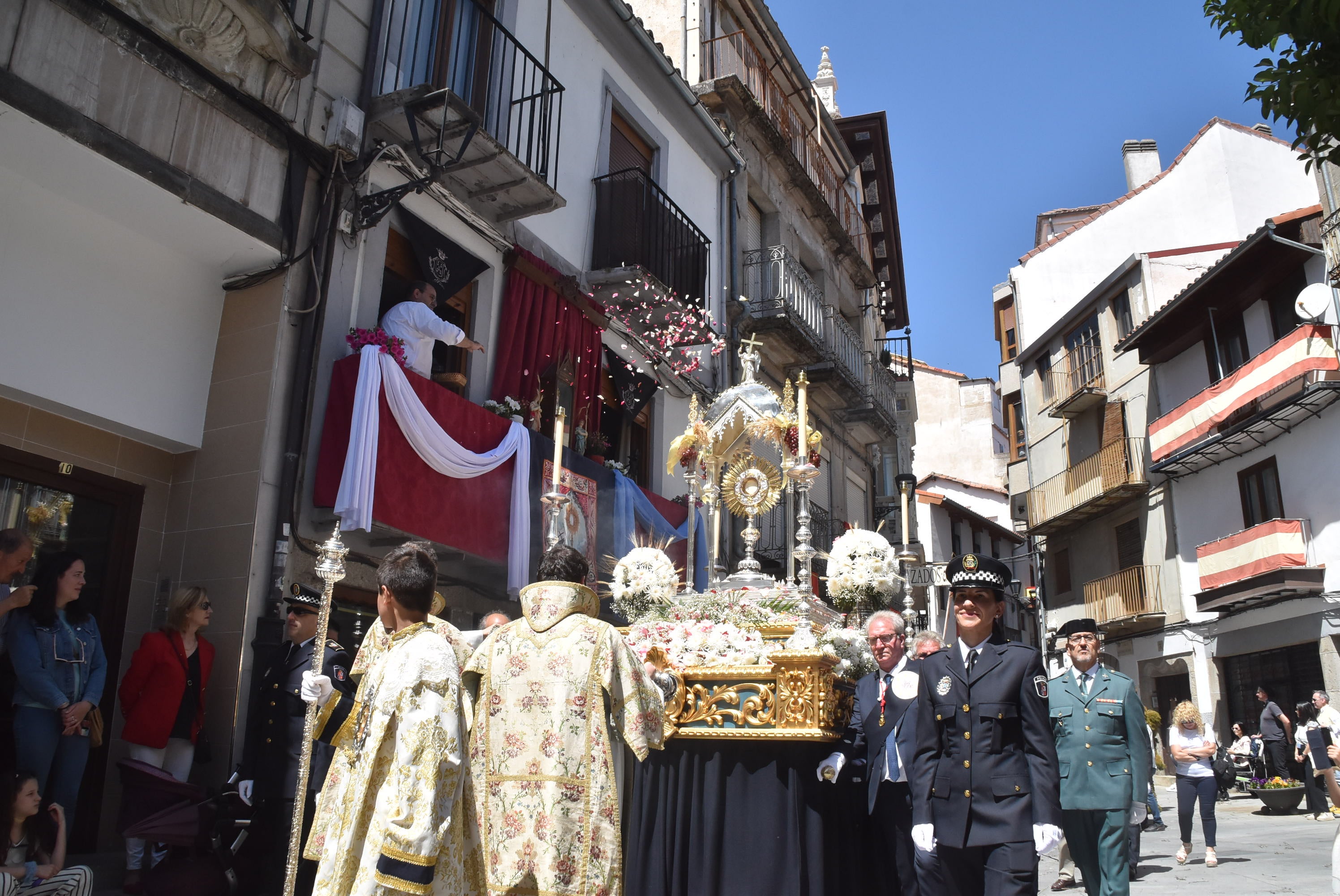 Béjar brilla en el quinto aniversario de su Corpus más internacional