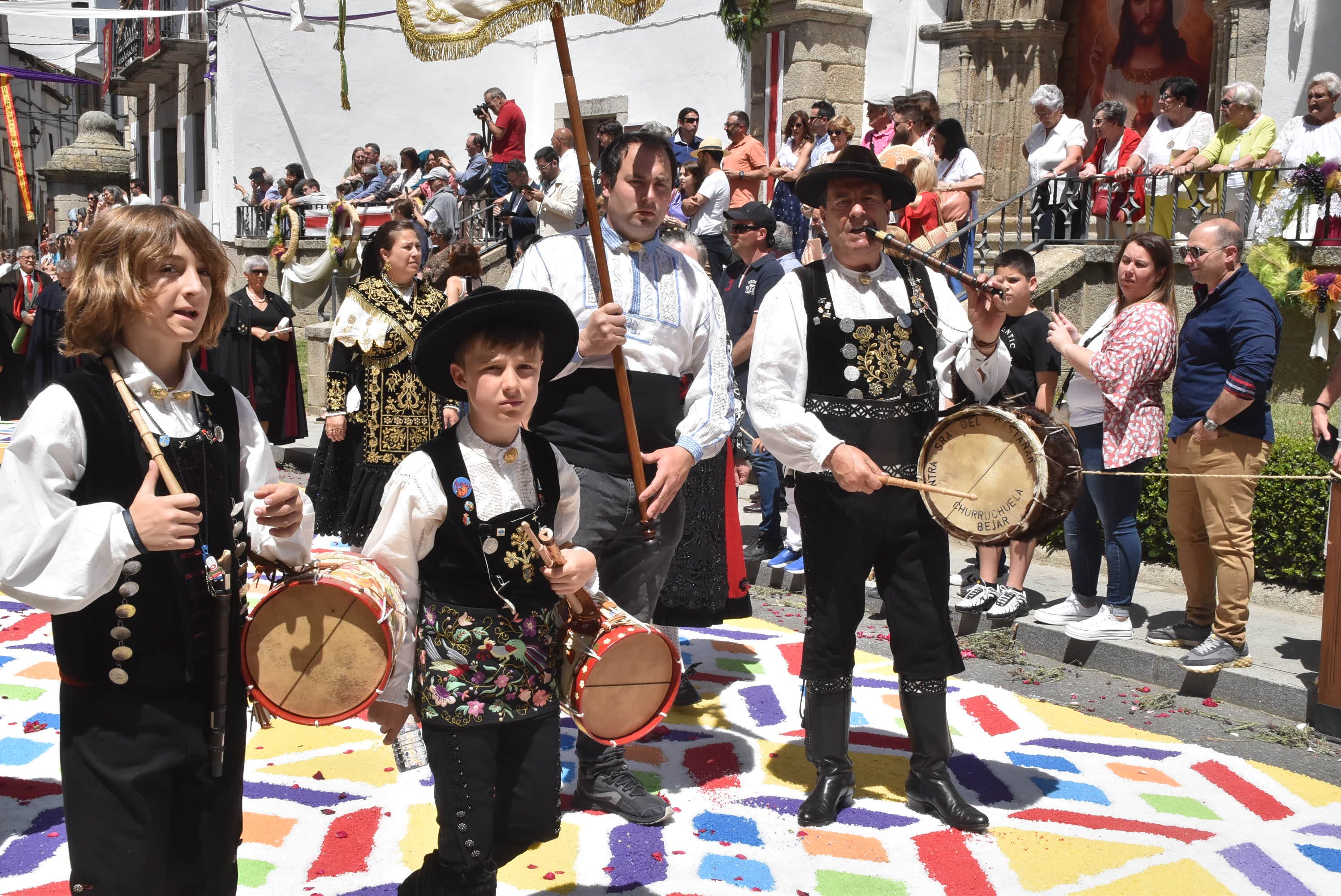 Béjar brilla en el quinto aniversario de su Corpus más internacional