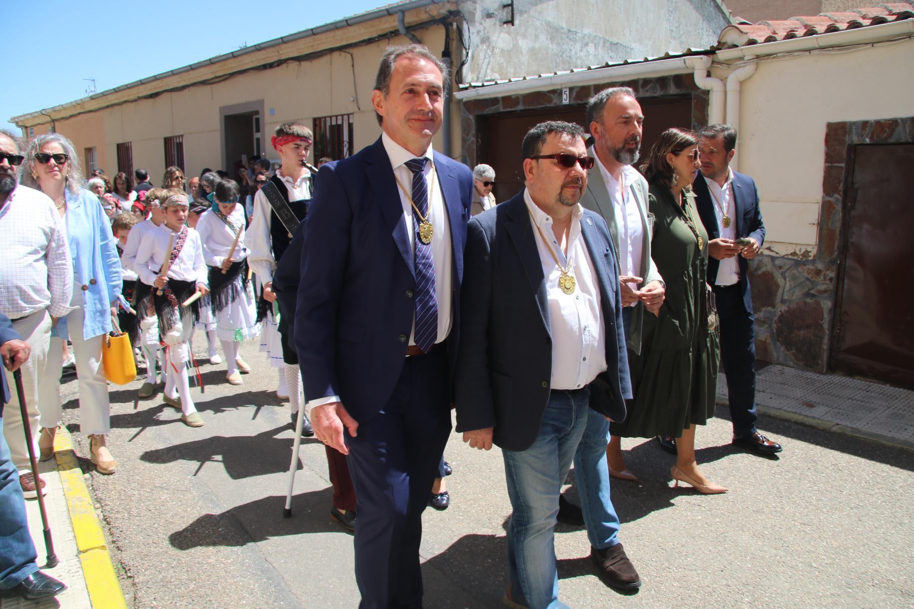 Altares y paleos para el día de fiesta en Aldeatejada