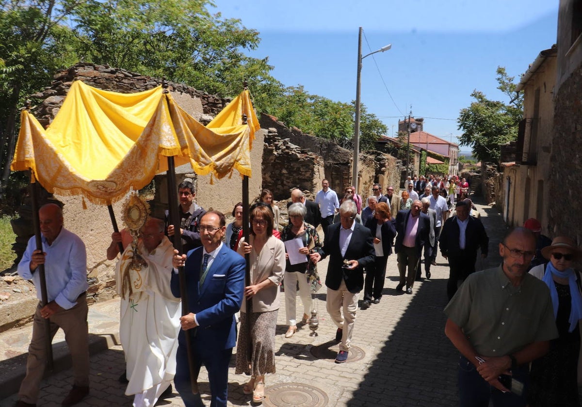 Solemne celebración del día del Señor en Salvatierra de Tormes