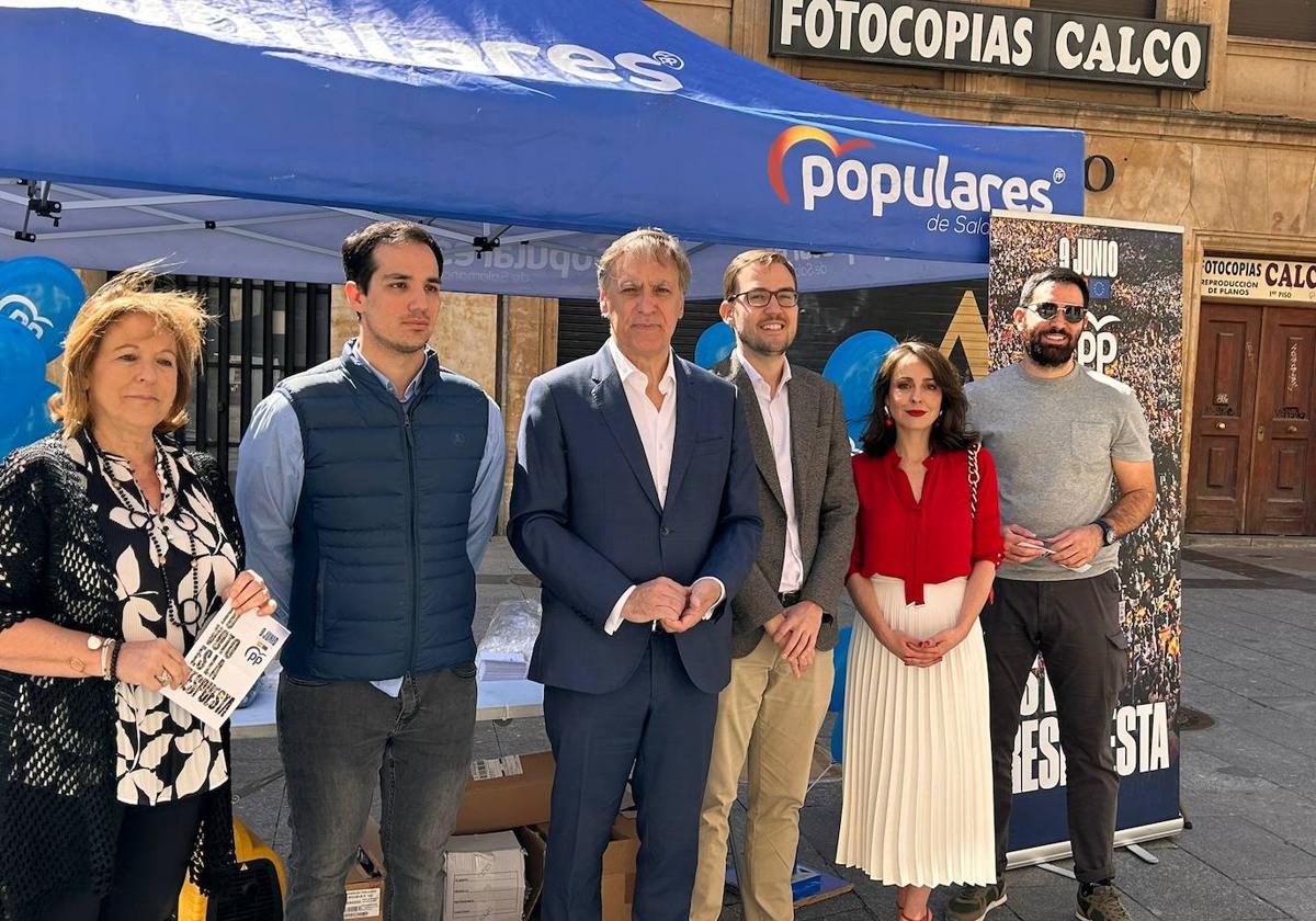 Imagen de la comparecencia del Partido Popular en la mañana de este domingo.