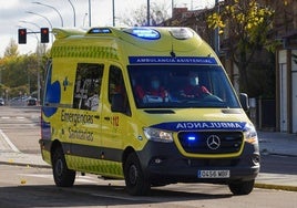 Ambulancia del Sacyl en una foto de Archivo