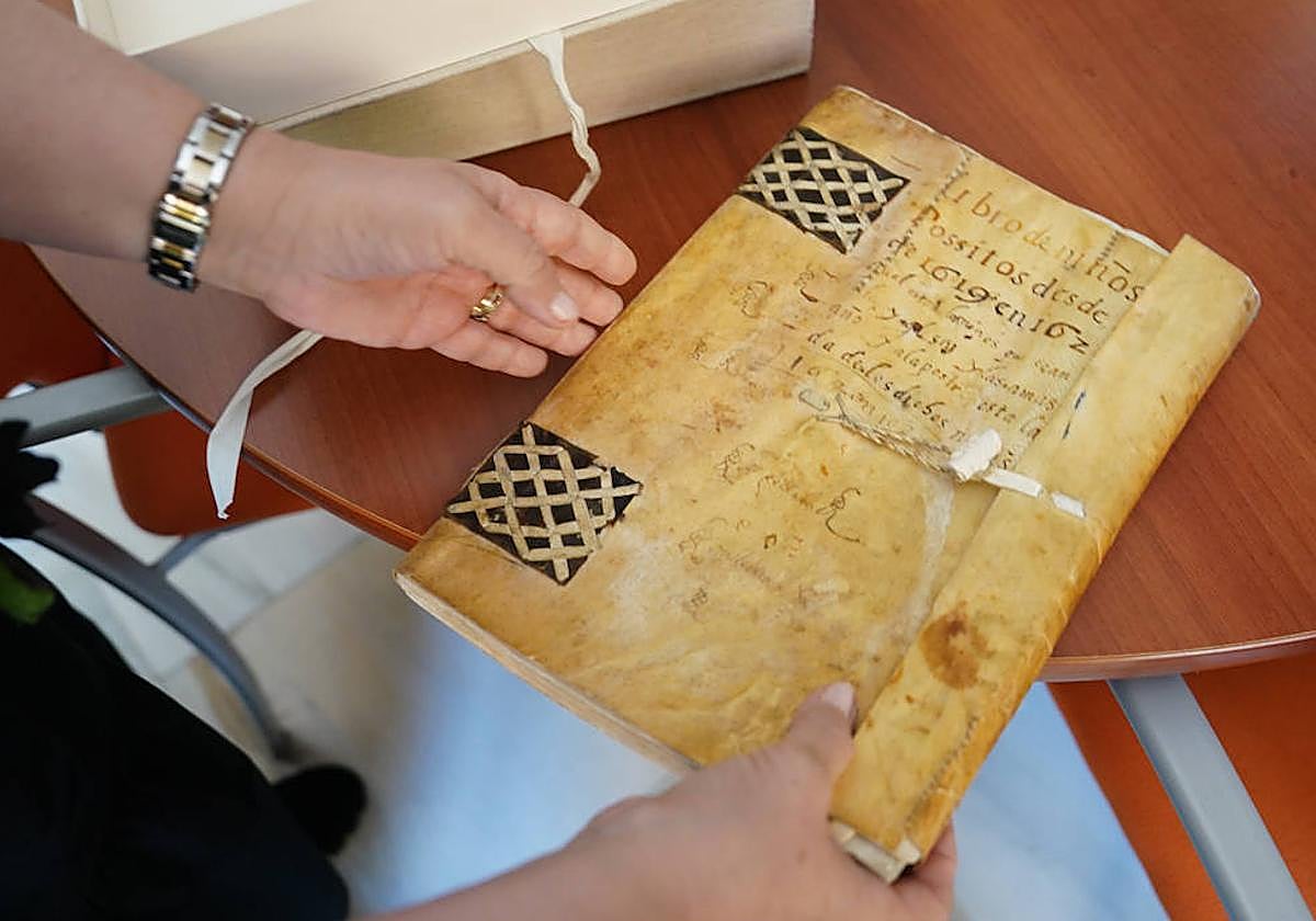 Registros de niños expósitos que custodia la institución provincial.