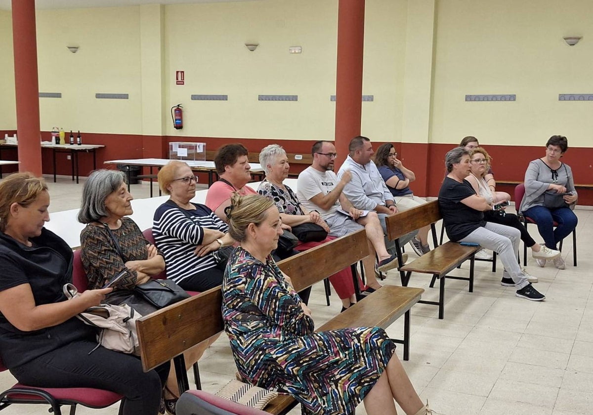 Palaciosrubios acoge el encuentro del club de lectura