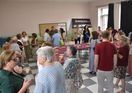 Imagen secundaria 1 - Cuatro décadas de formación en Béjar