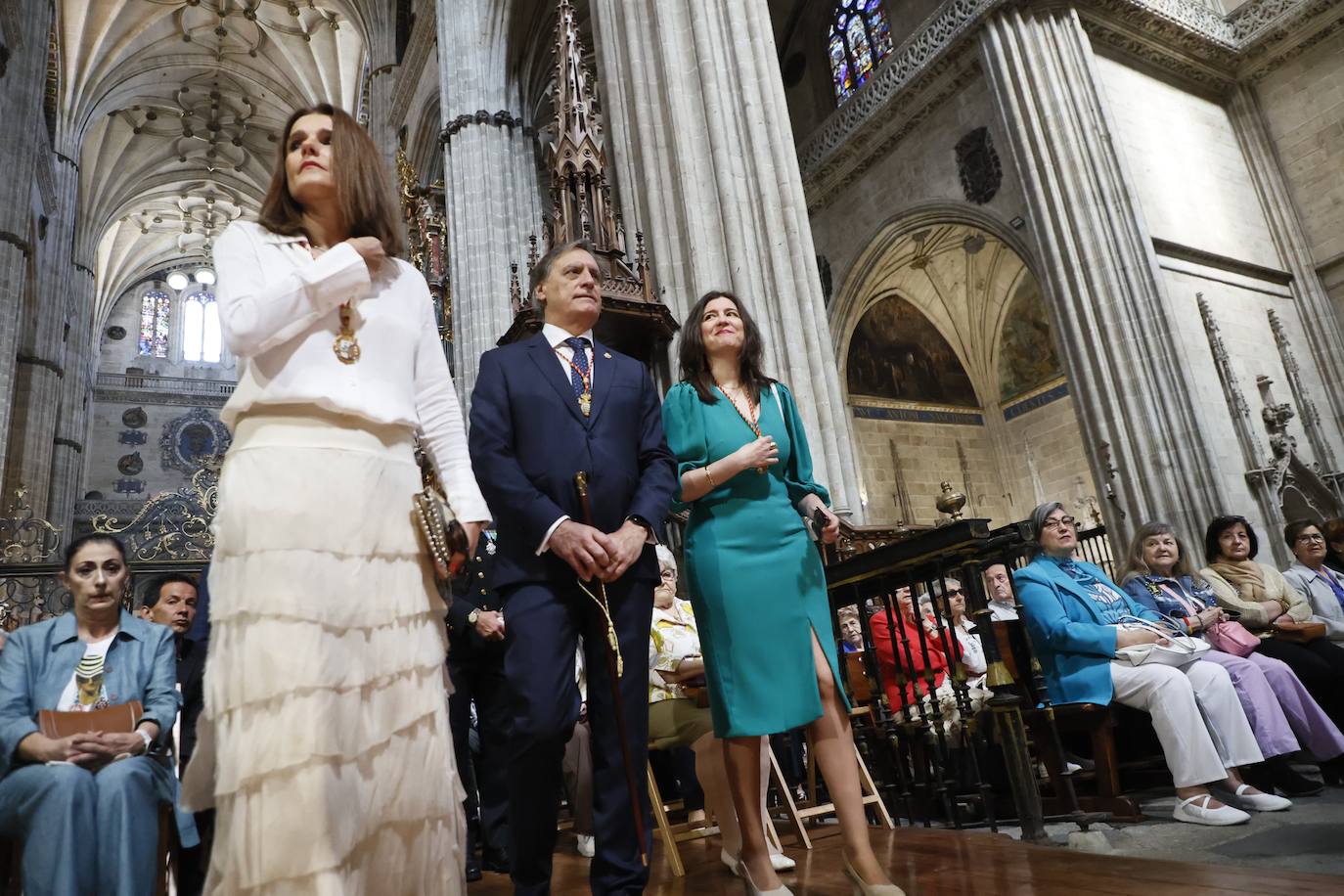 El obispo pide regenerar la vida pública para acabar con una sociedad rota y dividida por el día de San Juan de Sahagún