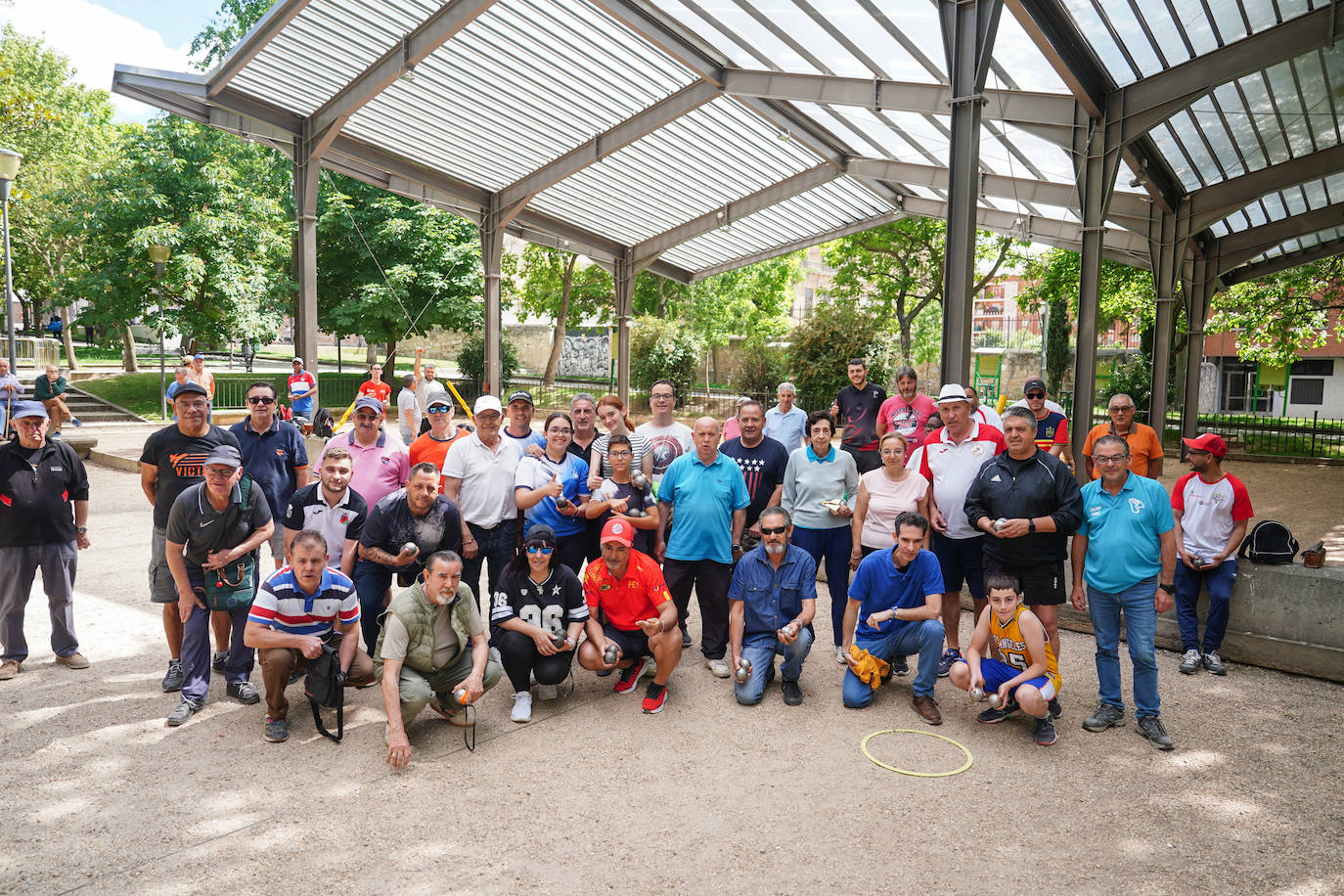 Los salmantinos disfrutan del deporte por San Juan de Sahagún