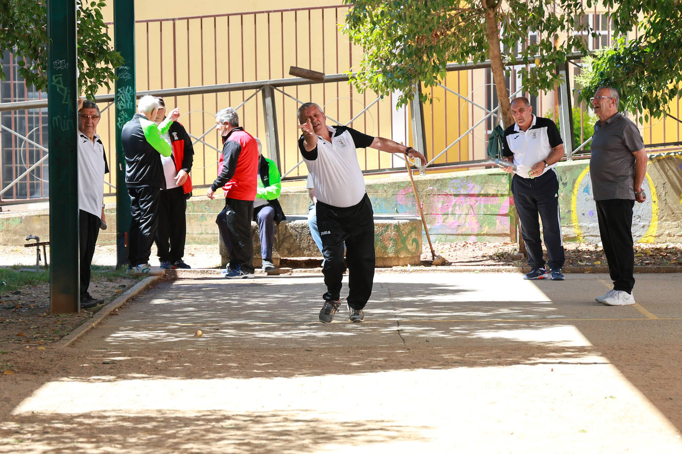 Los salmantinos disfrutan del deporte por San Juan de Sahagún