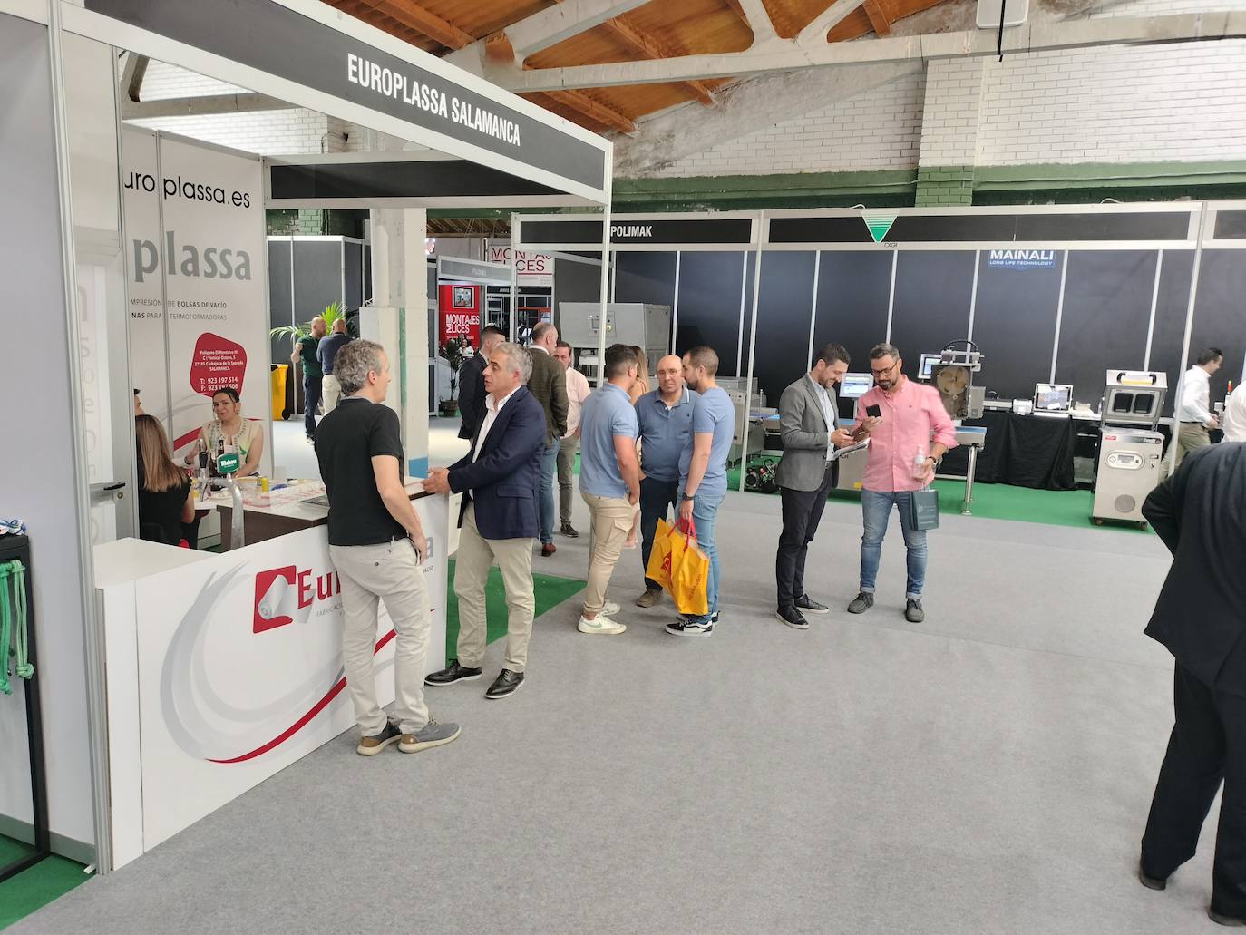 La actividad sigue en Guijuelo con una intensa jornada en la Feria de la Industria Cárnica