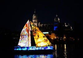 Exhibición de los 'Barcos de Fuego'.