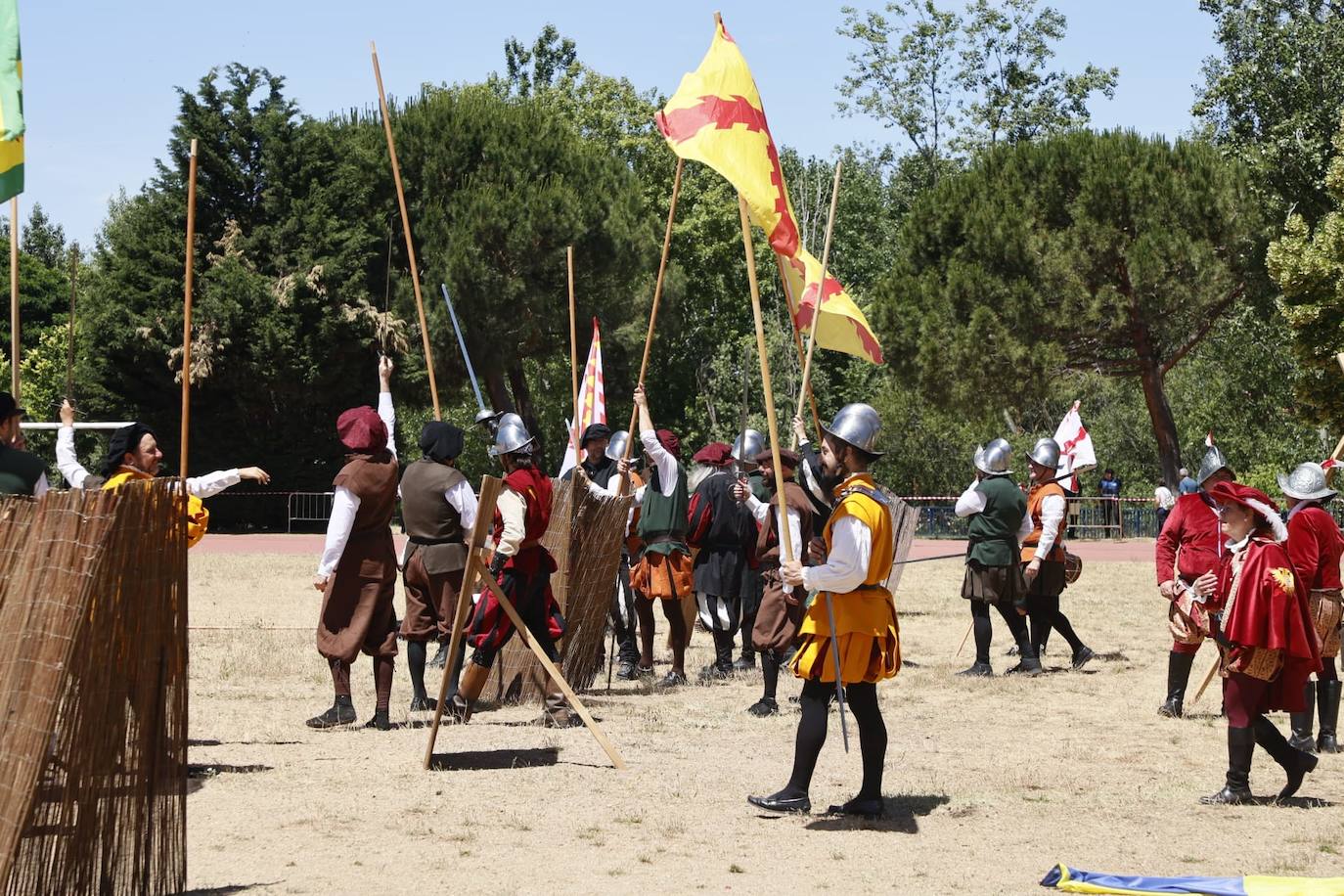 La batalla de los Tercios en el Puente Romano, en imágenes