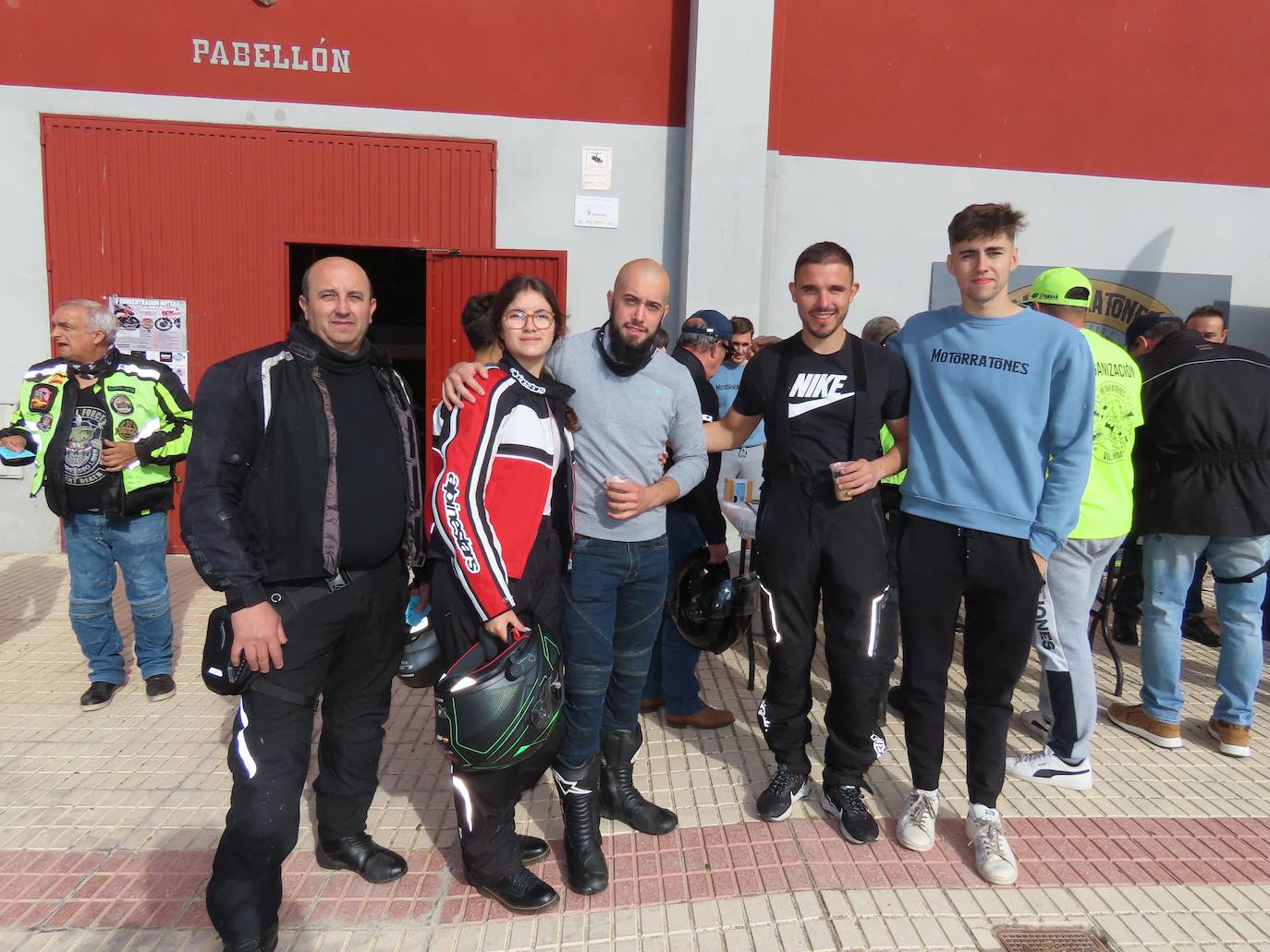 Más de 300 motos tomaron las calles de Villoria