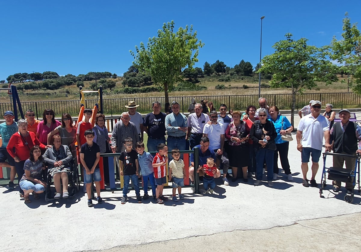 La Cabeza de Béjar estrena parque infantil con fondos de la Diputación