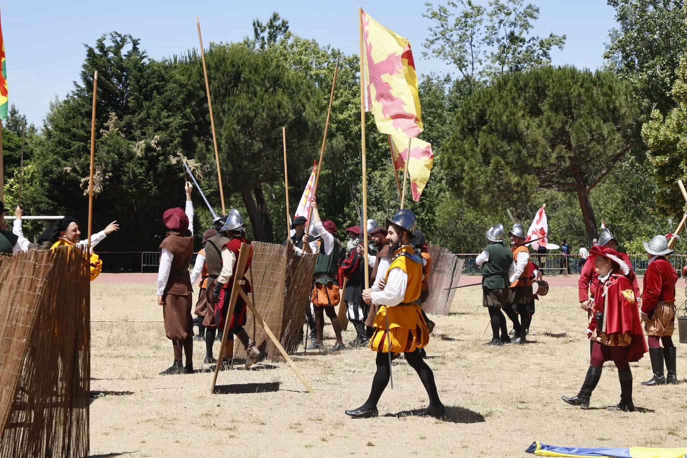 La batalla de los Tercios en el Puente Romano, en imágenes