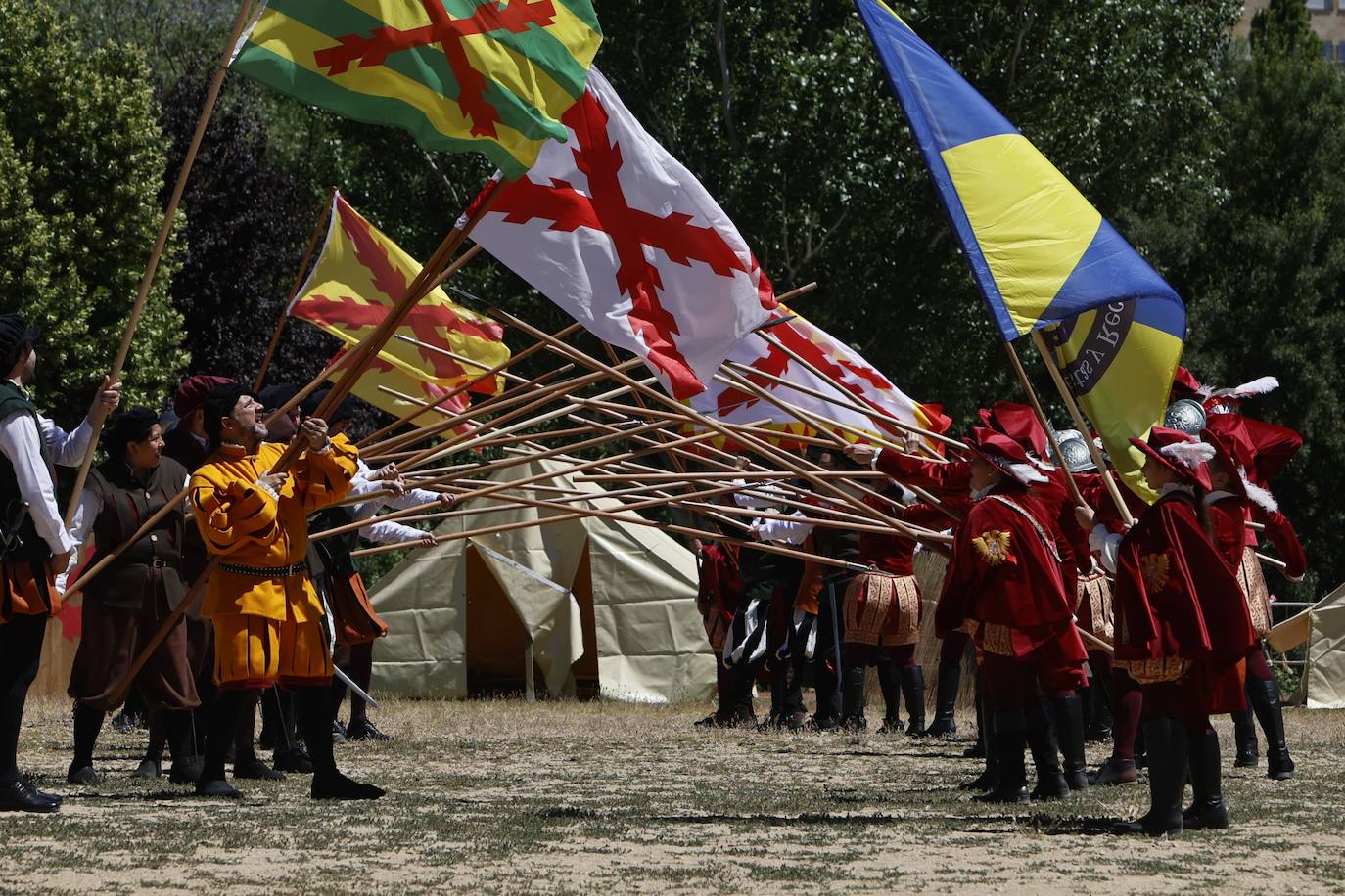 La batalla de los Tercios en el Puente Romano, en imágenes