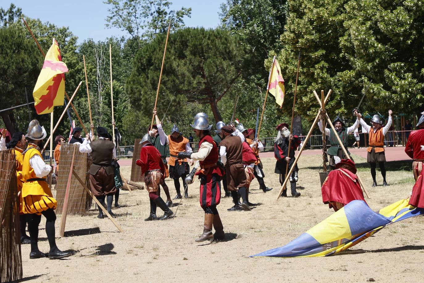 La batalla de los Tercios en el Puente Romano, en imágenes