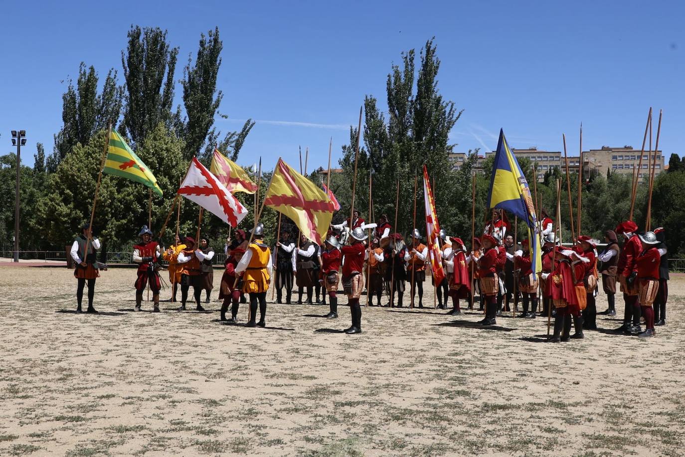 La batalla de los Tercios en el Puente Romano, en imágenes