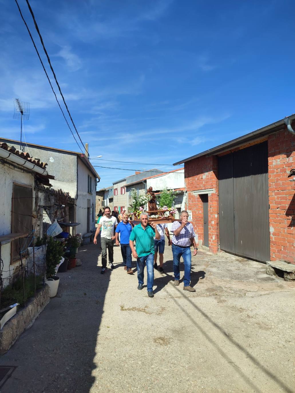 Puerto de Béjar y Valbuena honran a San Antonio