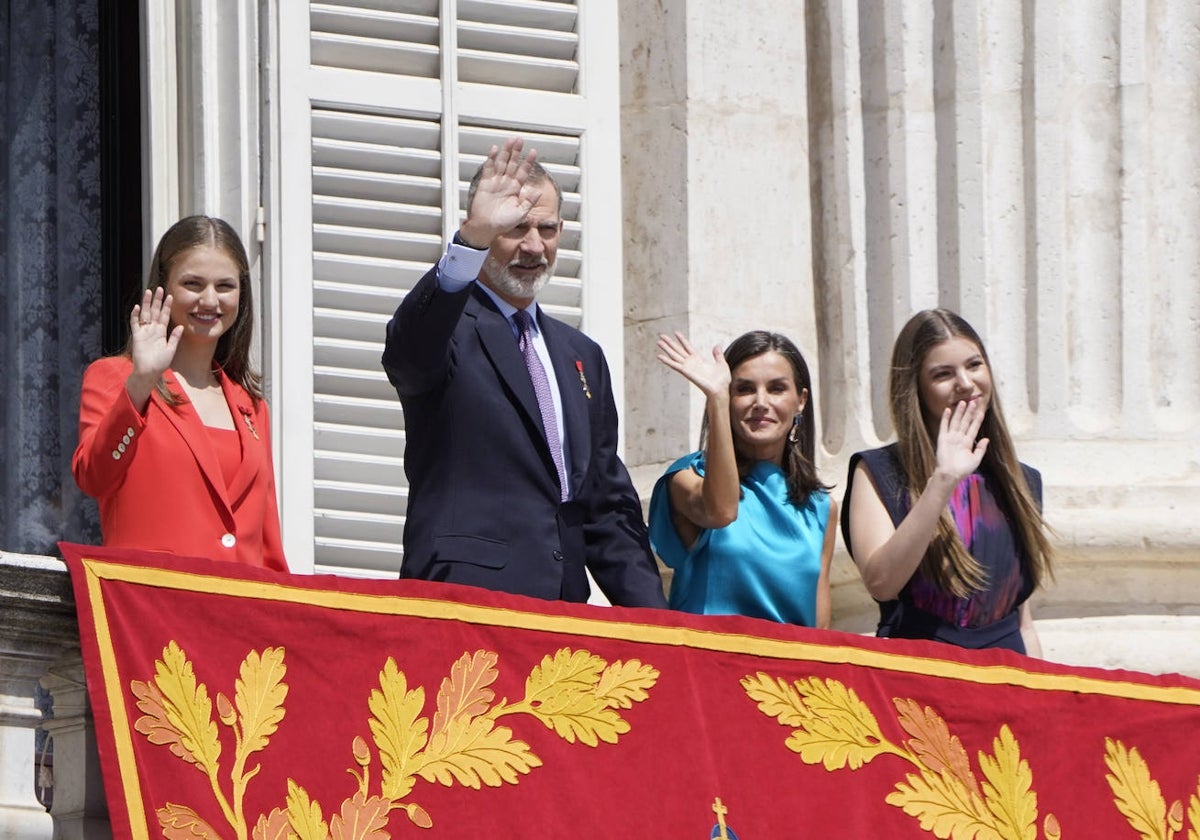 Ovaciones y «vivas» en la celebración del décimo aniversario de Felipe VI al frente de la Corona