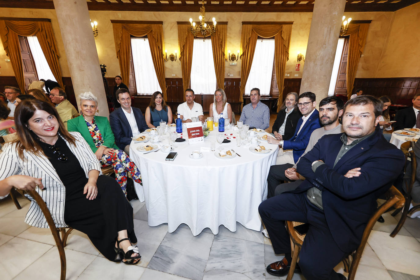 Celestina Martín (Citycesa), Deolinda Fonseca (Bioenergy), José Francisco Adserias (Fundación General de la Universidad), Marina Rodríguez (Nationale-Nederlanden), David Moreno (Prosisa Lab), Marta Silva (LAGACETA), José Antonio Mateos y Emilio Javier Sánchez (Astasa), Carlos Polo (Cámara de Comercio), Raúl García (Air Institute) y Roberto Rodríguez (CGB Informática).